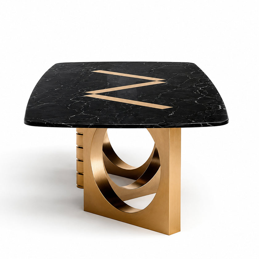 Lizzard Dining Table